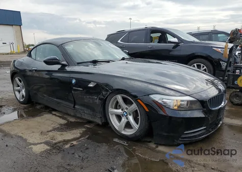 2013 BMW Z4 Sdrive28I z USA, uszkodzony, nr VIN WBALL5C5XDJ104484